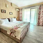 Къща за гости Magnolia Созопол