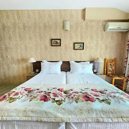 Къща за гости Magnolia