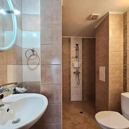 招待所 Magnolia 索佐波尔