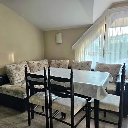 Къща за гости Magnolia